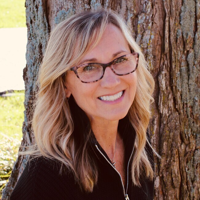 Jacalyn Smith