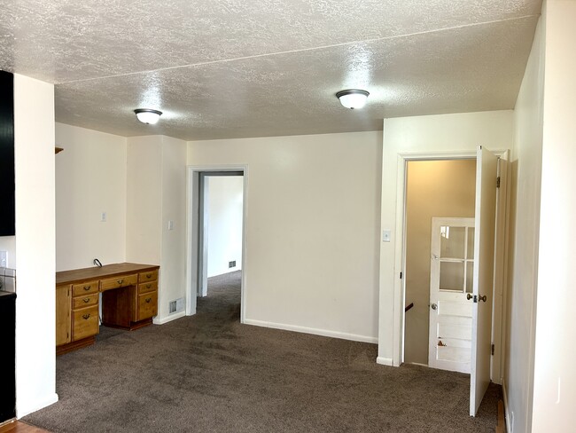 1025 Tyler Ave, Ogden, UT 84404 - photo 7