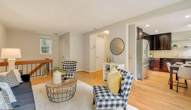 3760 39th St NW unit 139, Washington, DC 20016 - photo 6