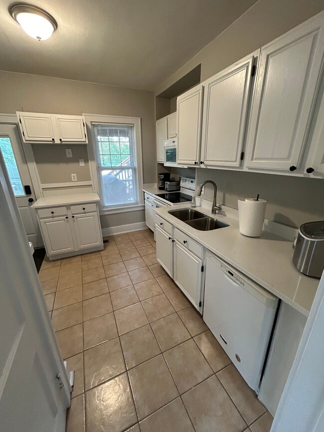 New quartz countertops
