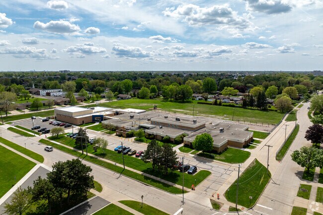 Crothers Elementary School is centrally located, making it easy to access.