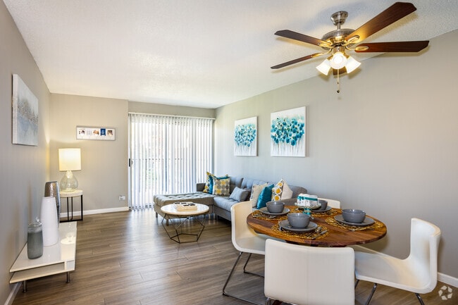 2BR, 2BA - 1,120SF - Living Room