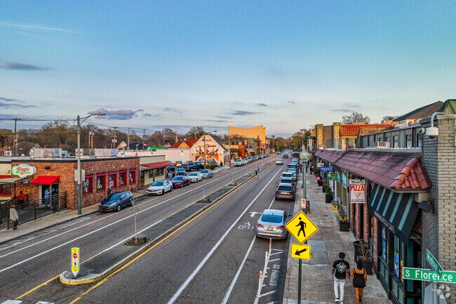 Overton Square is in the heart of Midtown and is home to restaurants, bars and retail.