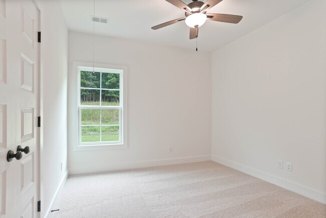 Guest Bedroom 1-1.jpg