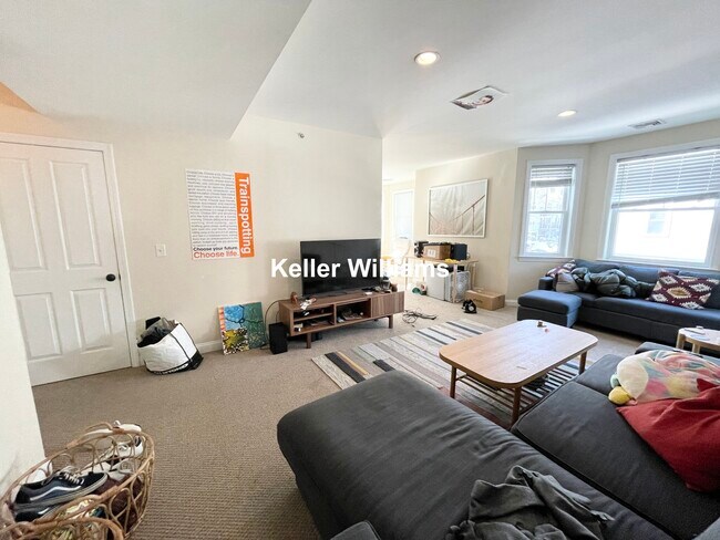 99 Hillside St unit 2, Roxbury Crossing, MA 02120 - photo 5