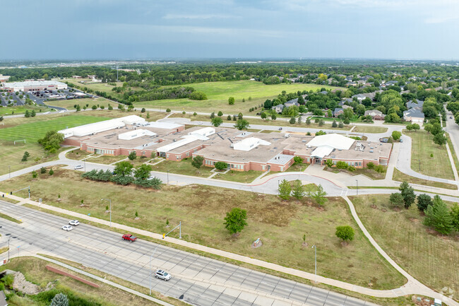Scott Middle School is easily accessible in the Lincoln community.