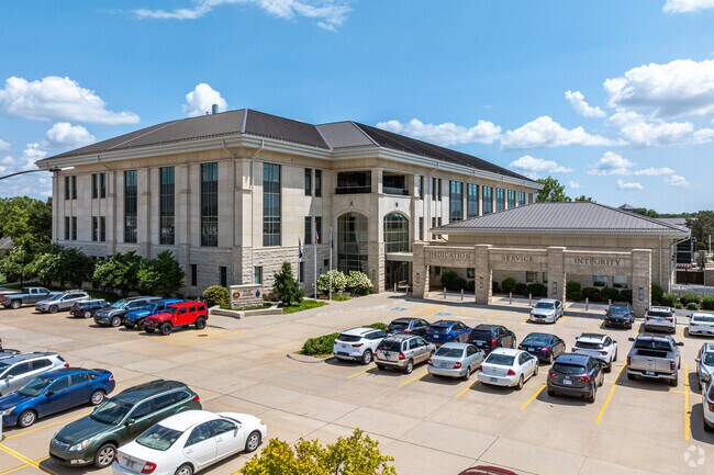 Washburn University is across the street from Quinton Heights and offers many amazing courses.