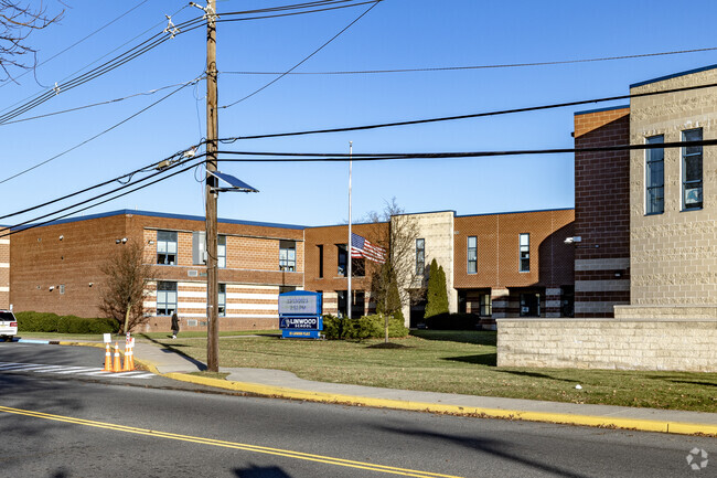 Linwood School offers a diverse, inclusive, and supportive learning environment.