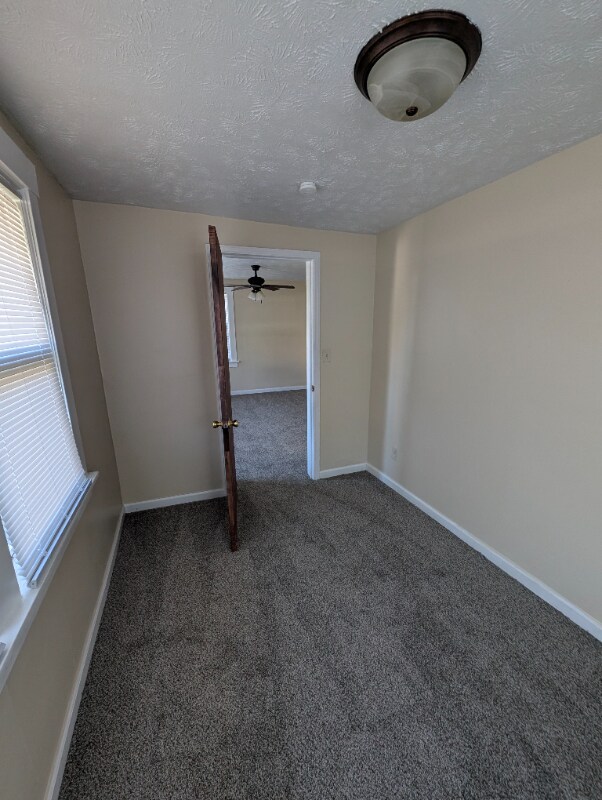 5413 N 42nd St, Omaha, NE 68111