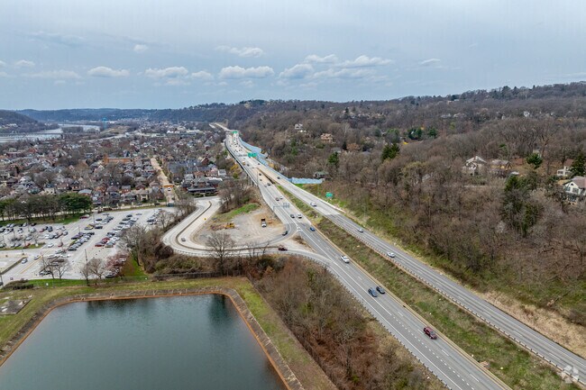 Multiple highways bring Lincoln-Lemington-Belmar residents to downtown in a breeze.