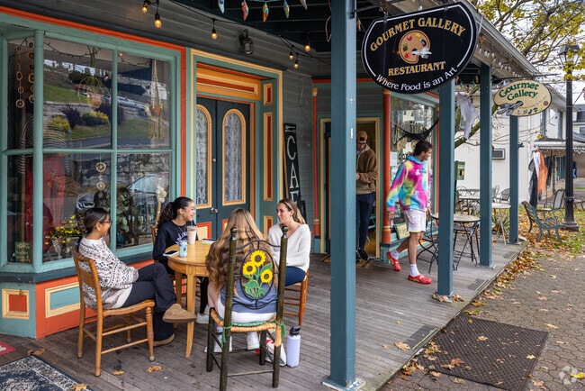 Students studying at Blair Academy enjoy a short walk to Blairstown's cafés and shops.