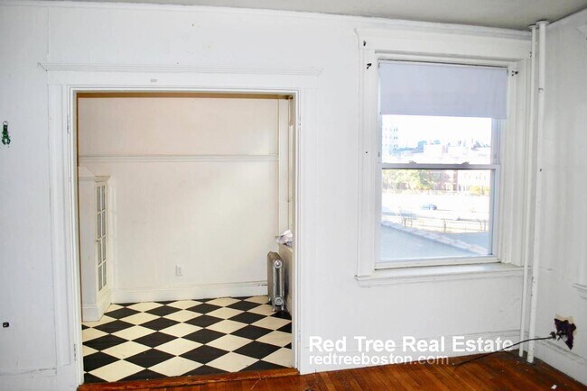 1160 Boylston St unit 3, Boston College, MA 02467 - photo 3