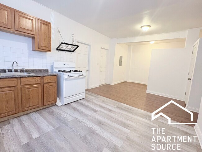 1900 S Throop St unit 9, Chicago, IL 60608 - photo 3