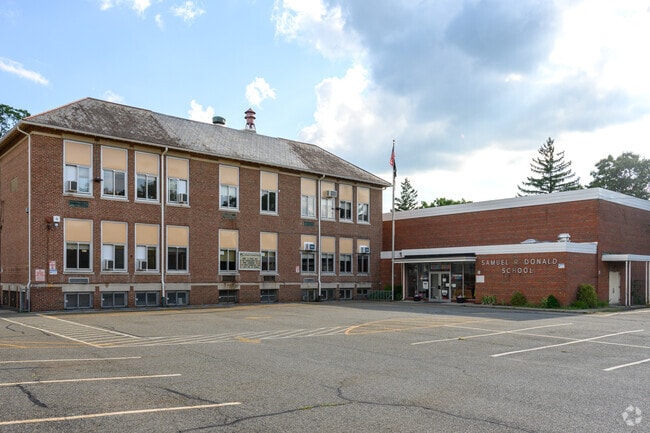 Samuel R. Donald is a public elementary school in Bloomingdale, NJ.