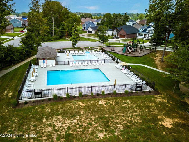 438 Misty Green Ct, Mount Washington, KY 40047 - photo 4