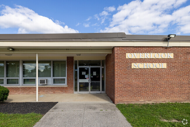 Your kids will enjoy learning in the inspiring atmosphere of Overlook Primary School.