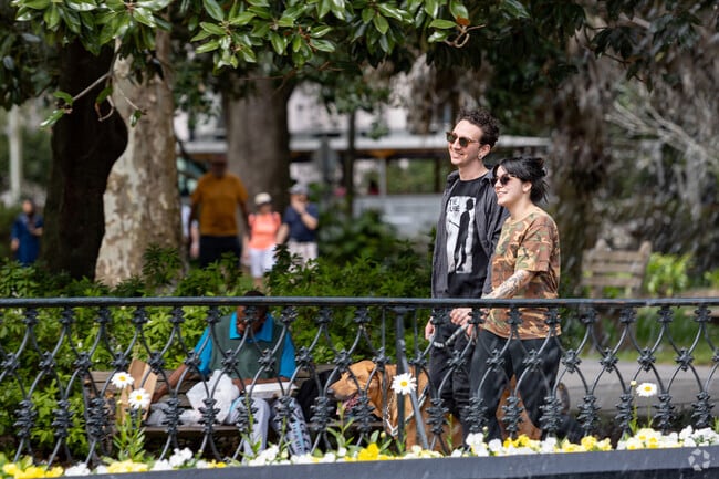 Walk your pets in one of the 22 gridded public spaces around Savannah.
