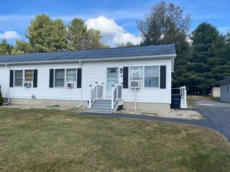 30 Loughran Dr, Corinth, NY 12822