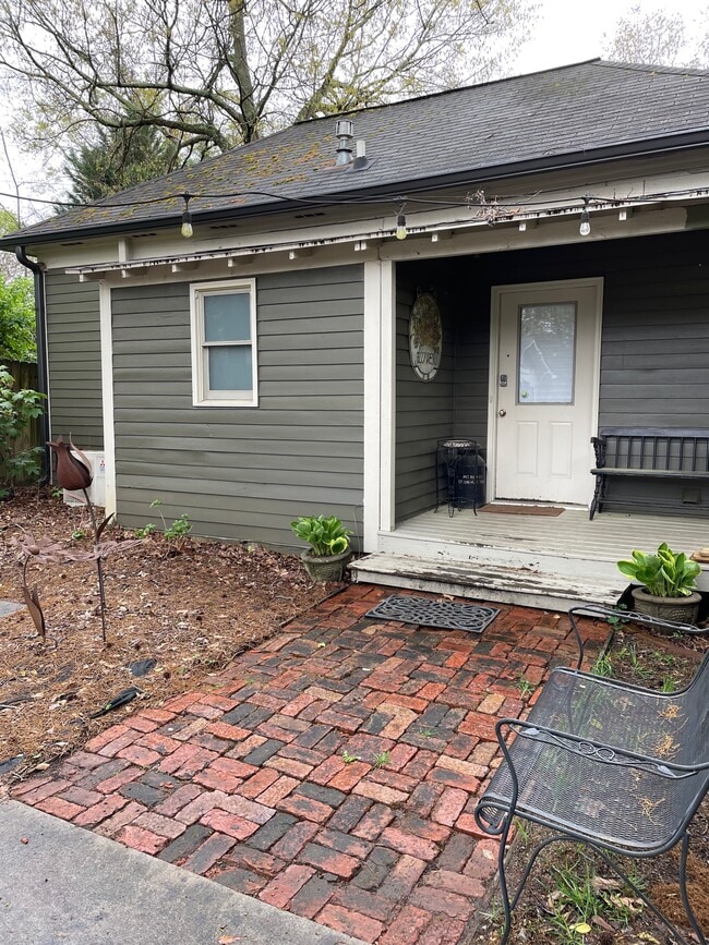 624 W College Ave unit Cottage, Decatur, GA 30030 - photo 3