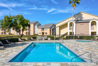 7451 Gatehouse Cir, Orlando, FL 32807