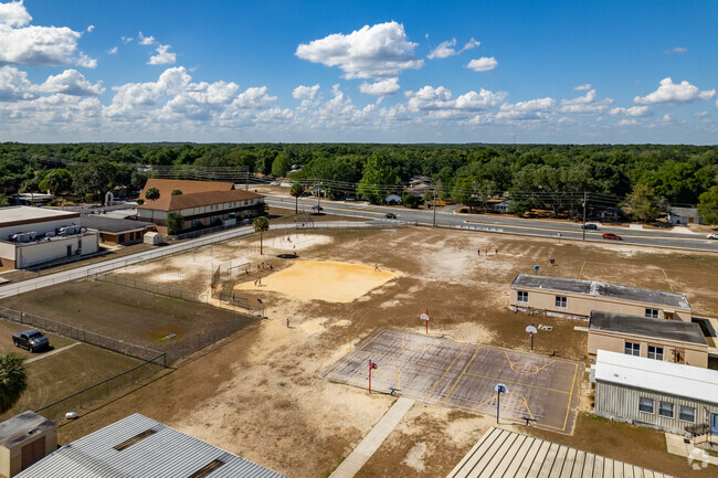 Fruitland Park Elementary School provides a safe and enriching environment in Fruitland Park, FL