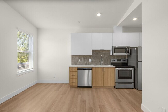 8417 SW 24th Ave unit 317, Portland, OR 97219 - photo 6