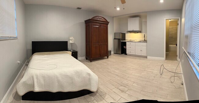 880 NW 72nd Terrace unit 2, Plantation, FL 33317 - photo 7