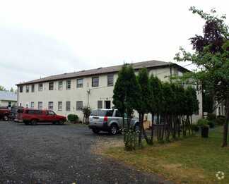 1065 Madison St NE, Salem, OR 97301