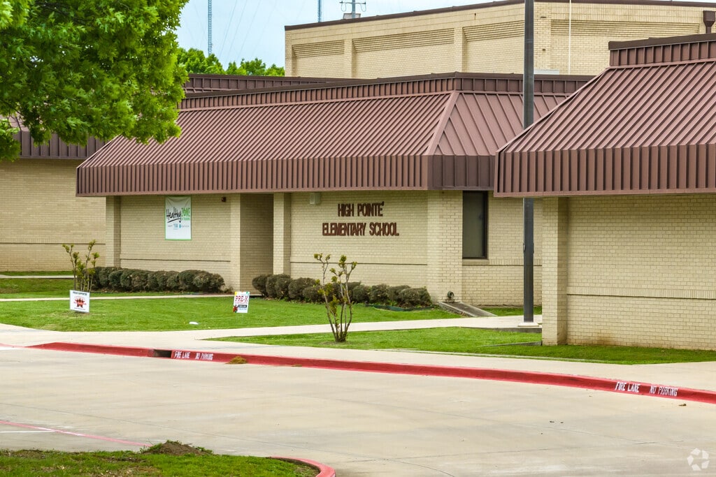 High Pointe Children Attend The Elementary Of the Same Name in in High Pointe in Cedar Hill TX