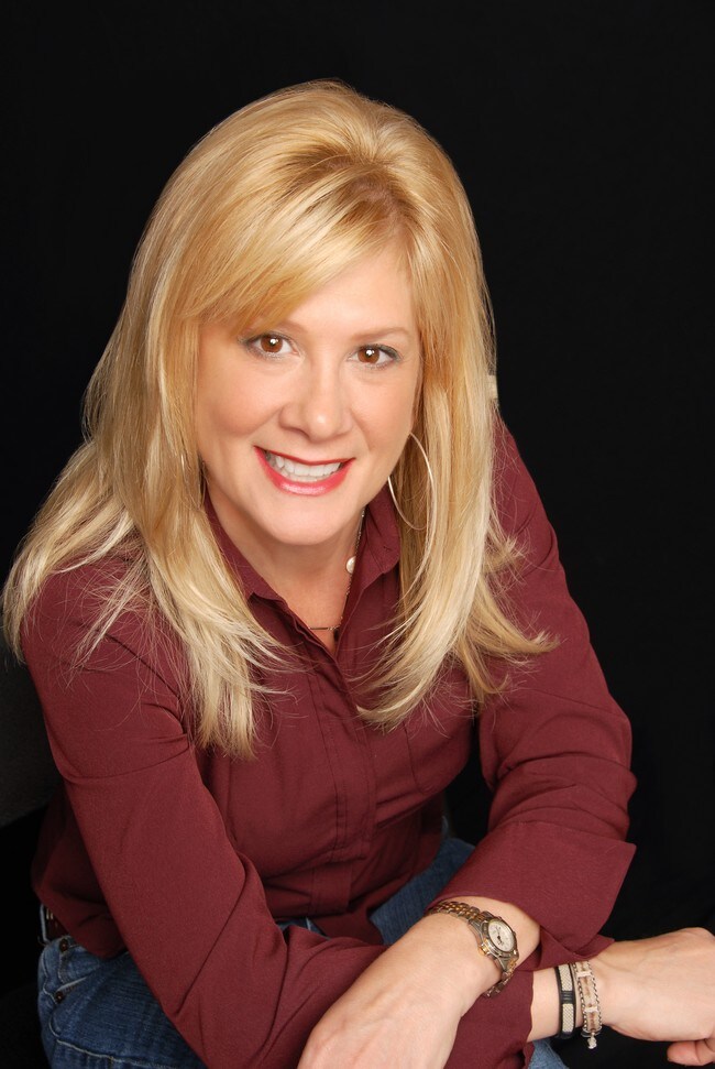Monica Graves