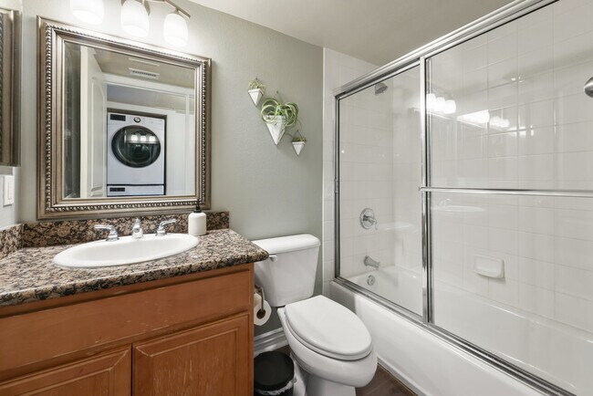 2744 B St unit 208, San Diego, CA 92102 - photo 4