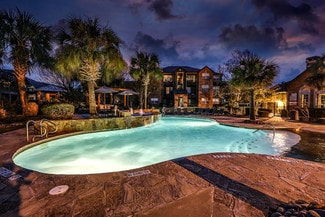 1600 River Pointe Dr, Conroe, TX 77304