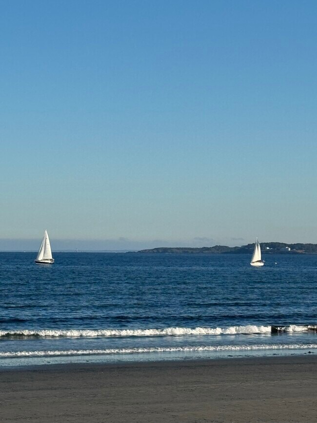 36 Curry Cir, Swampscott, MA 01907