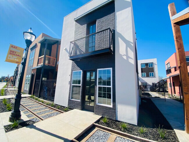 9700 Railroad St, Elk Grove, CA 95624 - photo 4