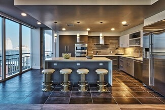 225 S Olive St, Los Angeles, CA 90012