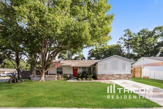 202 Faithway Dr, Seffner, FL 33584