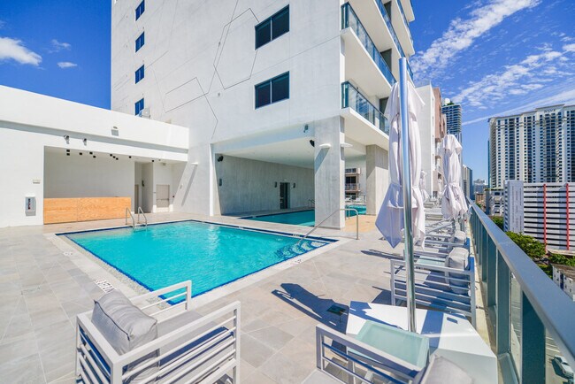 Smart Brickell unit FL16-ID1022471P, Miami, FL 33130 - photo 3