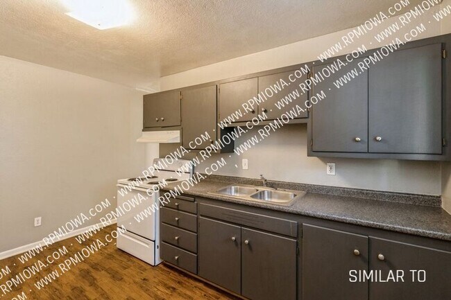 3422 SW 8th St unit 3422 SW 8th Street, Des Moines, IA 50315 - photo 6