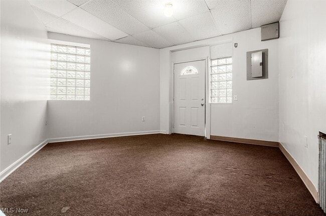 15300 Waterloo Rd unit 1, Cleveland, OH 44110 - photo 5