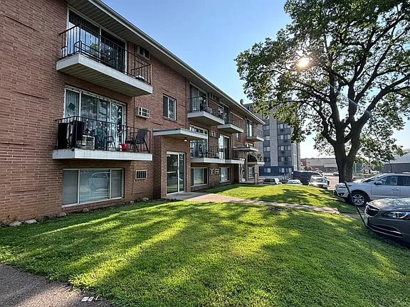 1321 Division St, Hopkins, MN 55343 - photo 1