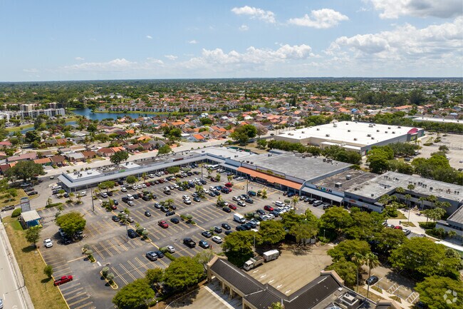 The Advent School Academy is ideally located in the Tamiami area.