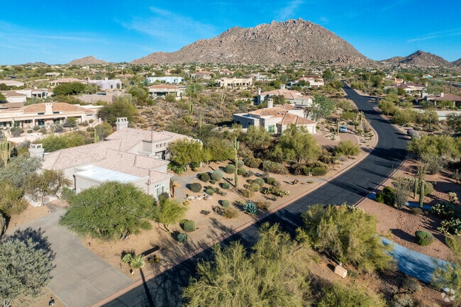 Most Desert Highlands hoe feature tile roofs and stucco covered walls.