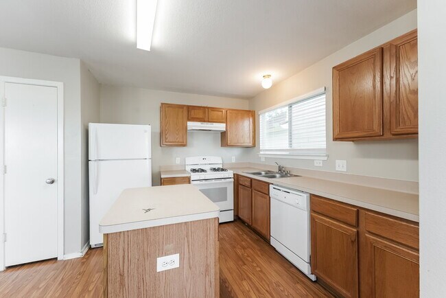 20640 Patriot Park Ln, Katy, TX 77449 - photo 7