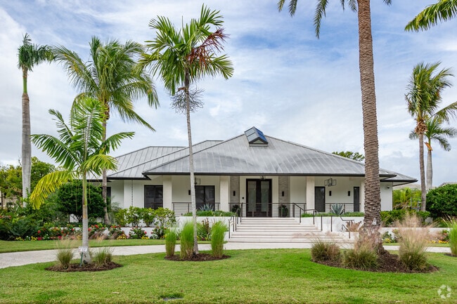 Downtown Sarasota has many large homes near the shores of Sarasota Bay.