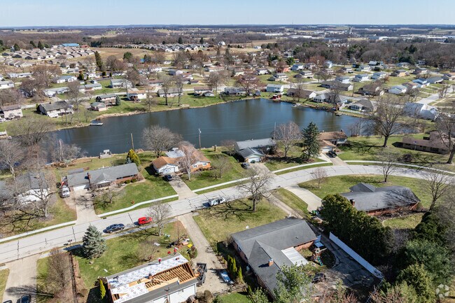 Most Orrville homes sit on modest sized and easy to maintain lots.