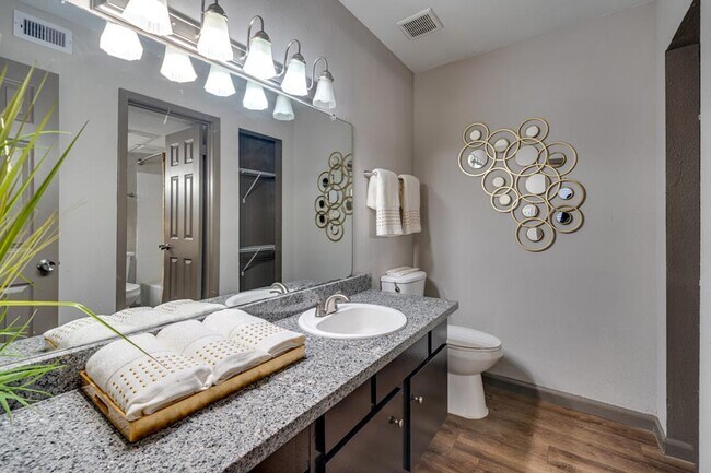 Patriot Forest, Houston, TX 77092 - photo 2