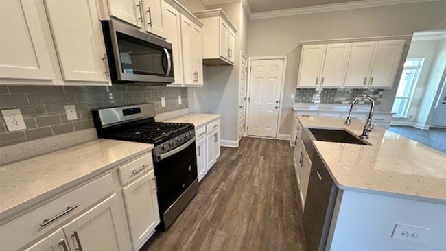 14199 Quill Ave, Biloxi, MS 39532 - photo 3