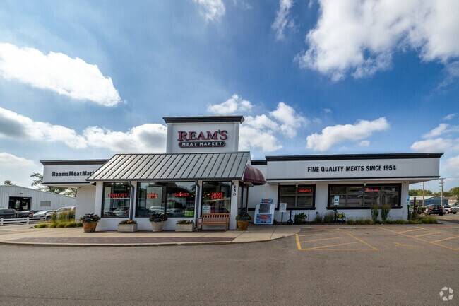 Ream's Market is conveniently located in Elburn and right next door to Alice's Place ice cream.