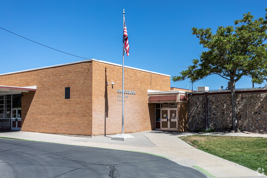 Brockbank Elementary School is located in the Spanish Fork neighborhood.