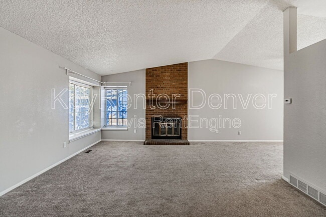 19125 E Oberlin Dr, Aurora, CO 80013 - photo 2